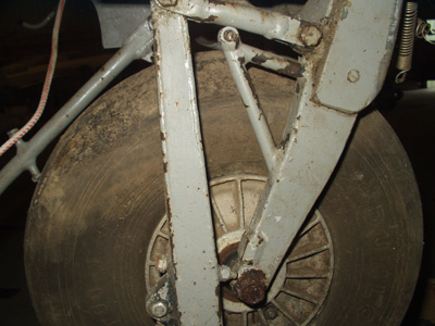 ASK14 Fuse 1.JPG (51702 bytes)