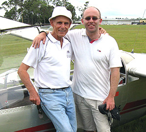 MikeMcCkluskeySolo1.jpg (55063 bytes)