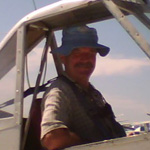 Ron McLeay  in penalty hat.JPG (31561 bytes)